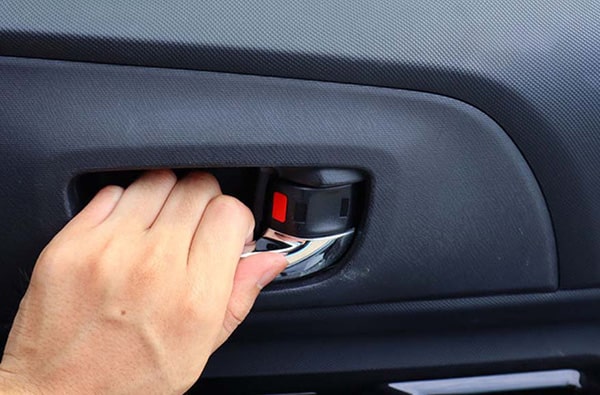 cách mở cửa ô tô cách mở cửa ô tô