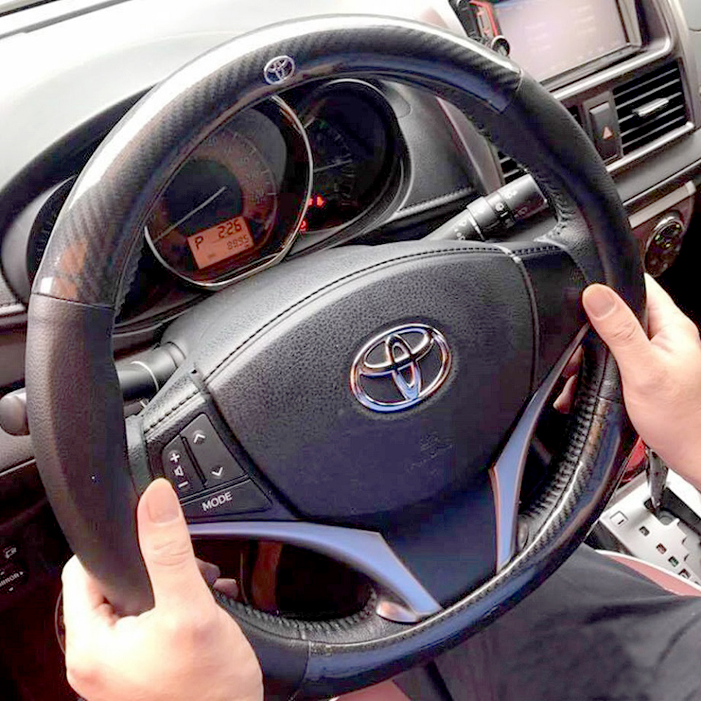 xe oto bị khóa vô lăng