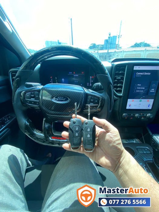 nâng cấp chìa gập ô tô — cặp chìa gập Ford Ranger